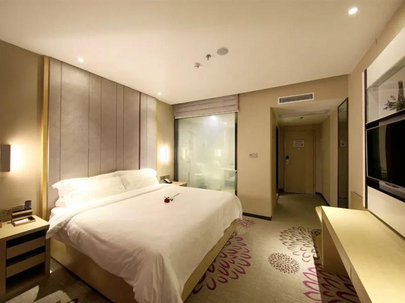Lavande Hotel Fuhuadao Branch Жонгшан Екстериор снимка